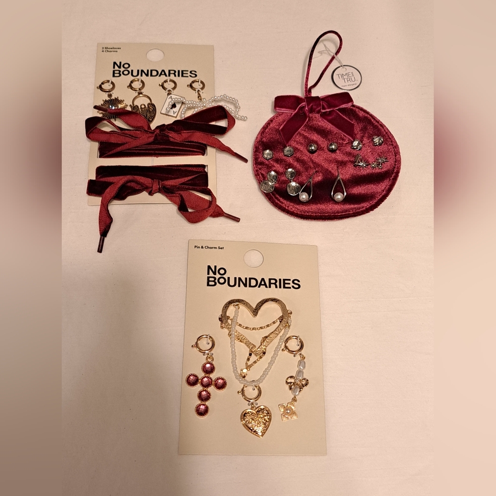 Women's Necklaces Bundle Jewelry
